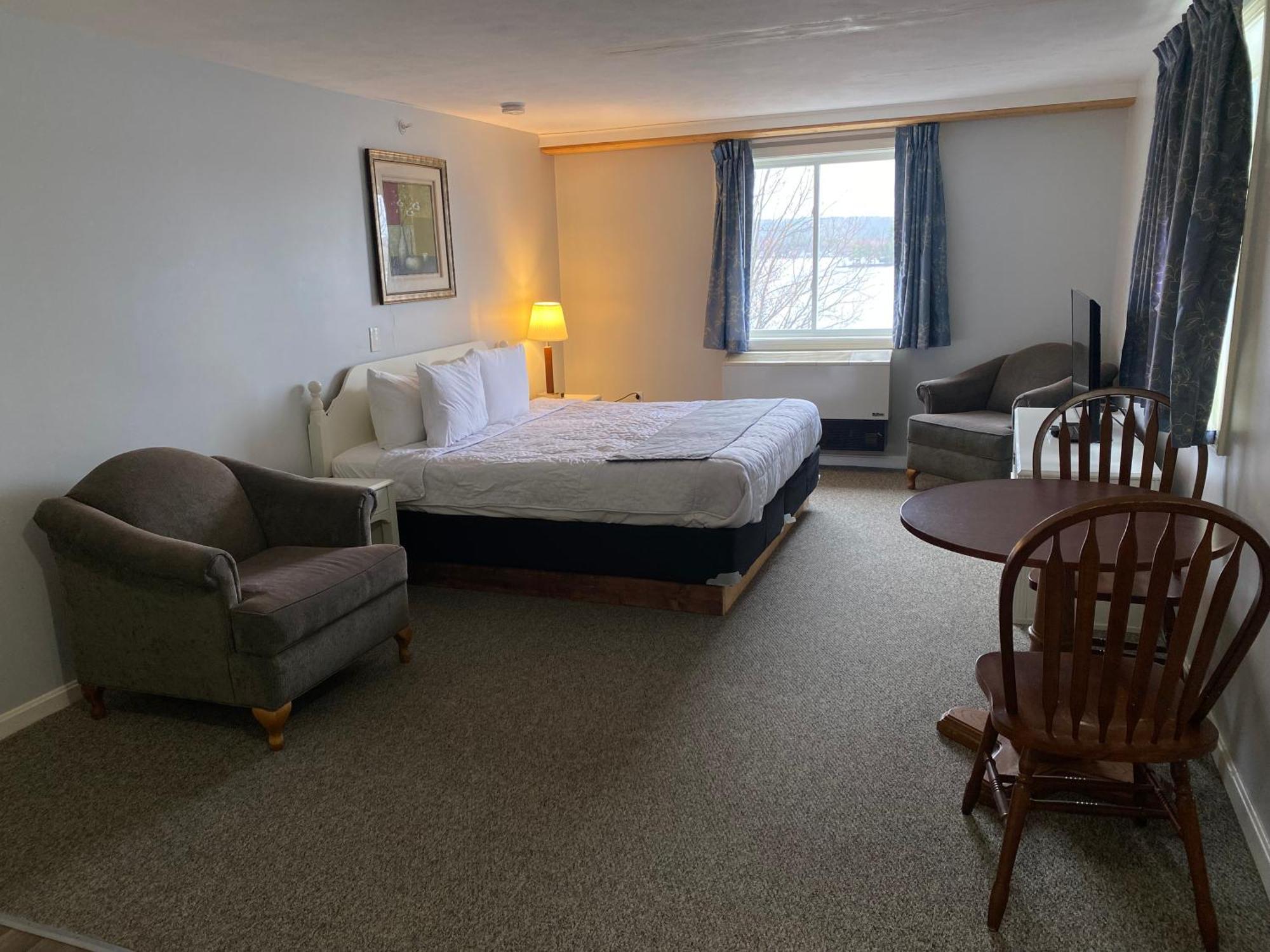 Winnisquam Lake Inn Tilton Exterior foto