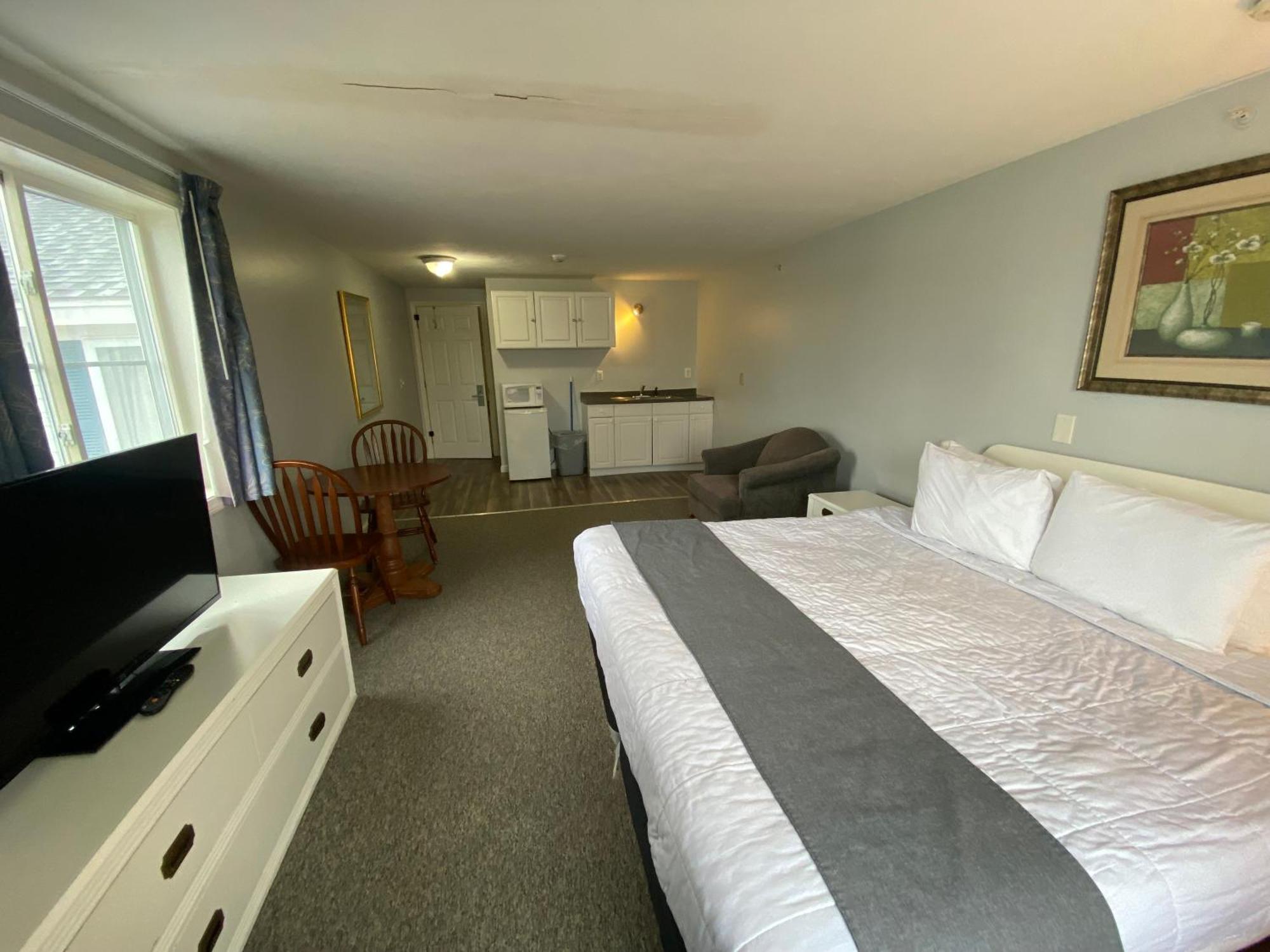 Winnisquam Lake Inn Tilton Exterior foto